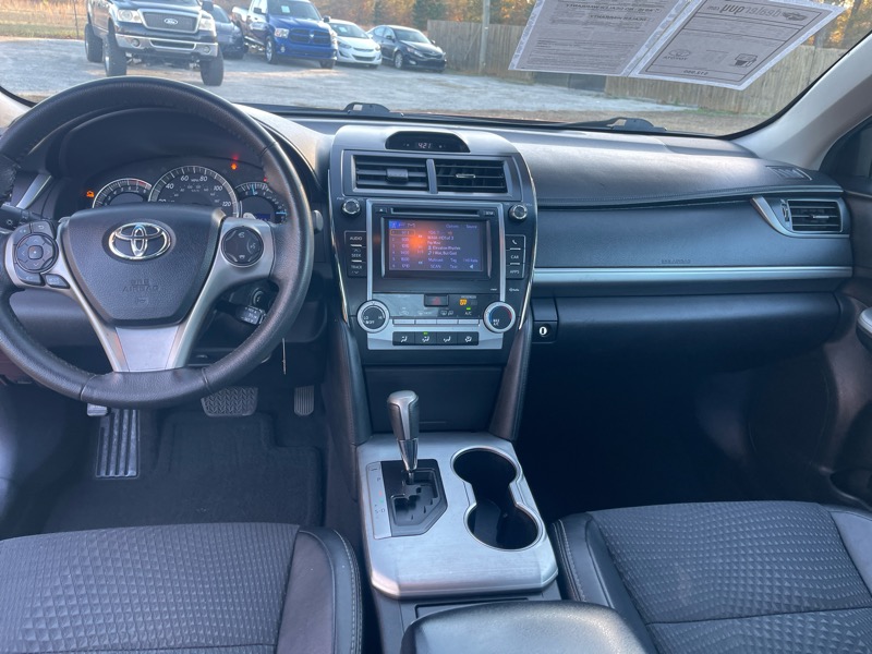 Toyota Camry SE 2012