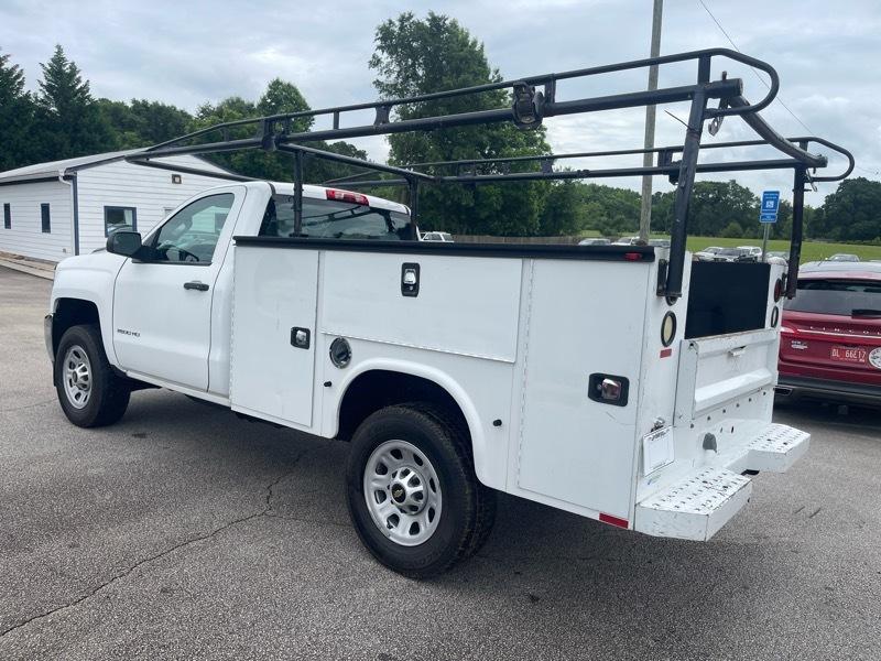 Chevrolet Silverado 2500HD 2WD Reg Cab 133.6" Work Truck 2016
