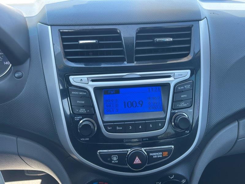 Hyundai Accent 4dr Sdn Auto GLS 2014