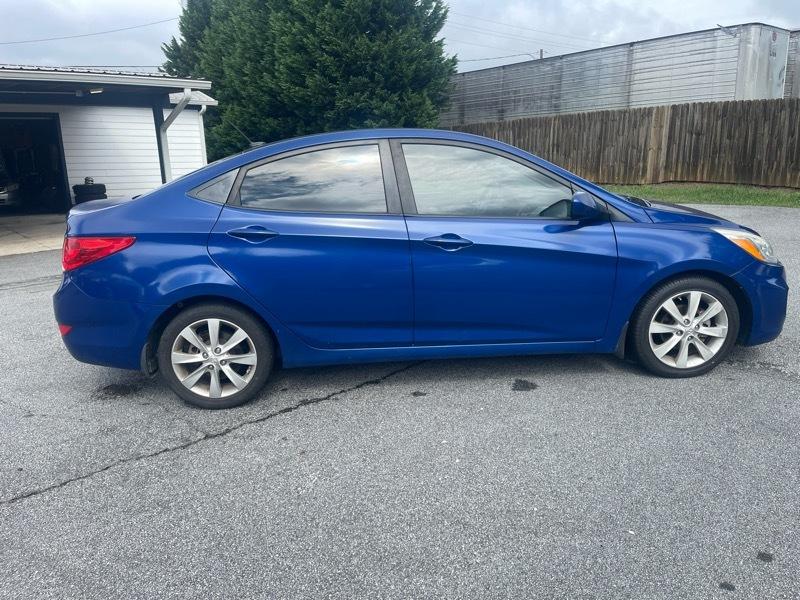 Hyundai Accent 4dr Sdn Auto GLS 2014