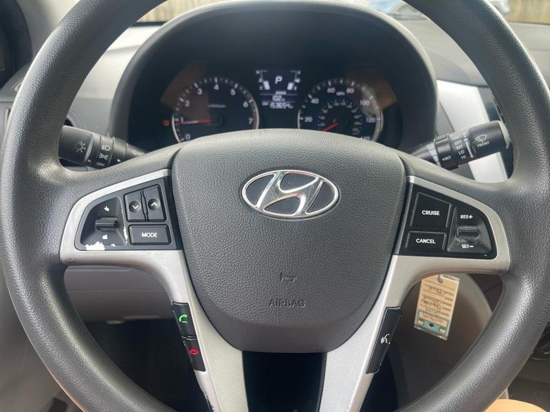 Hyundai Accent 4dr Sdn Auto GLS 2014