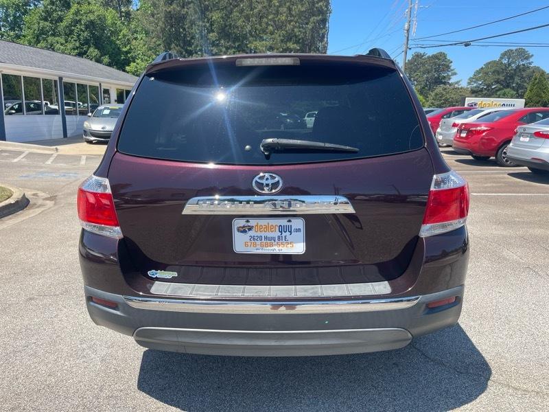 Toyota Highlander FWD 4dr V6 Base (Natl) 2011