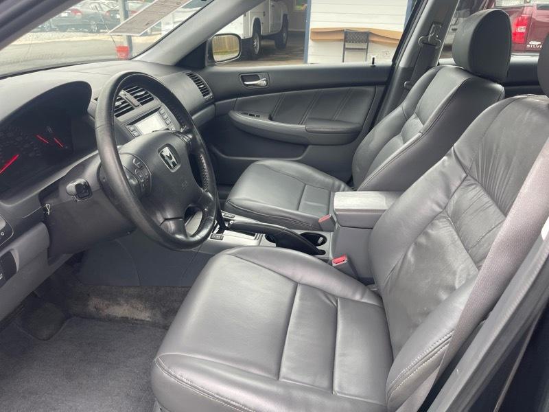 Honda Accord Sdn EX-L V6 AT 2005