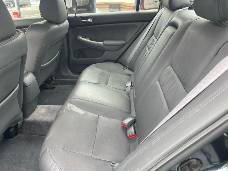 Honda Accord Sdn EX-L V6 AT 2005