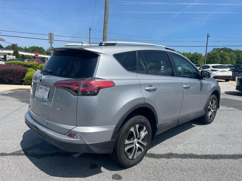 Toyota RAV4 FWD 4dr LE (Natl) 2016