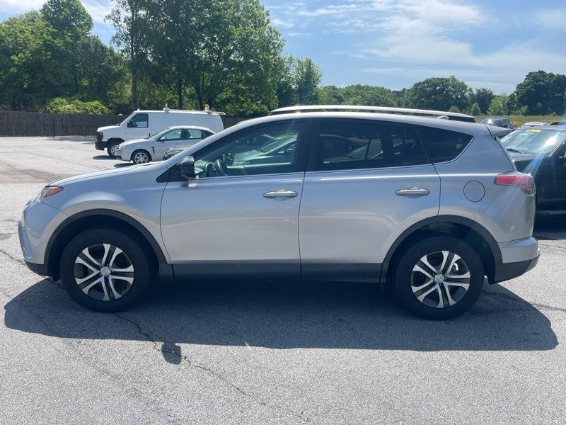 Toyota RAV4 FWD 4dr LE (Natl) 2016