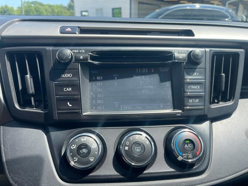 Toyota RAV4 FWD 4dr LE (Natl) 2016