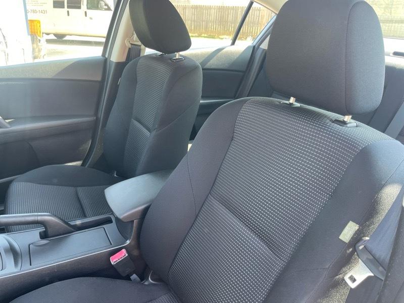 Mazda MAZDA3 4dr Sdn Auto i Touring 2012