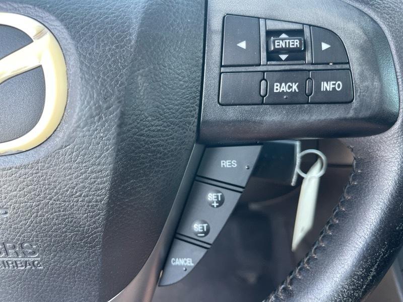 Mazda MAZDA3 4dr Sdn Auto i Touring 2012