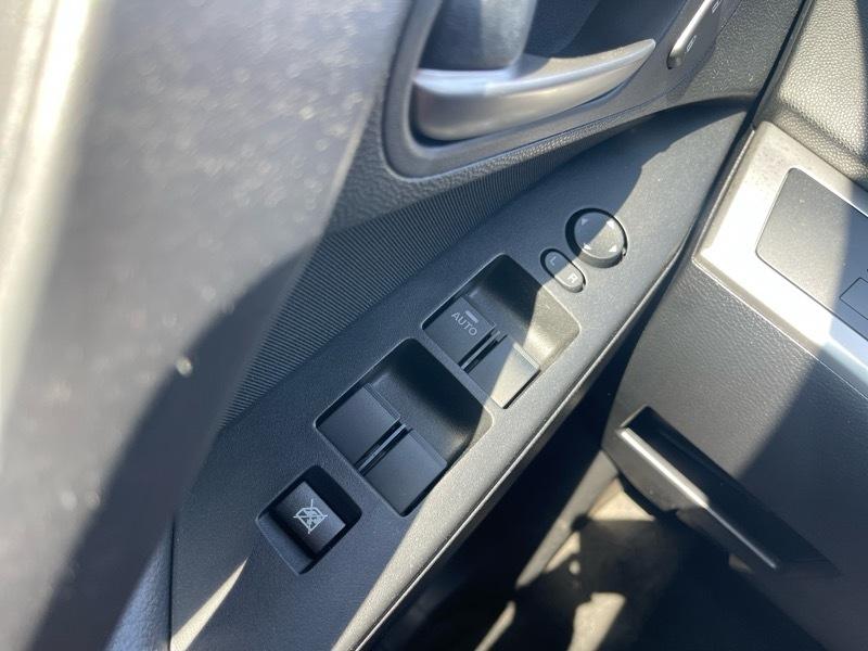 Mazda MAZDA3 4dr Sdn Auto i Touring 2012