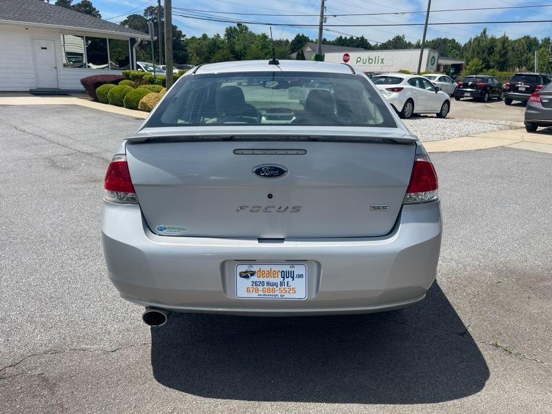 Ford Focus 4dr Sdn SES 2008