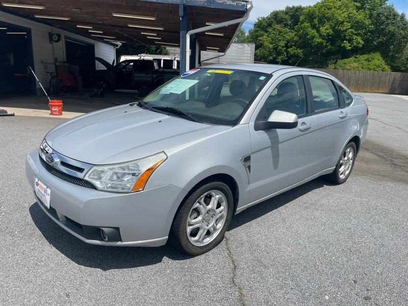 Ford Focus 4dr Sdn SES 2008
