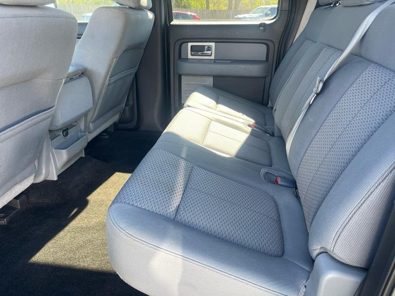 Ford F-150 2WD SuperCrew 145" Platinum 2011