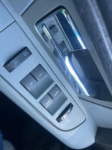 Ford F-150 2WD SuperCrew 145" Platinum 2011