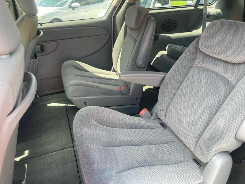 Chrysler Town & Country 4dr LWB Touring FWD 2005