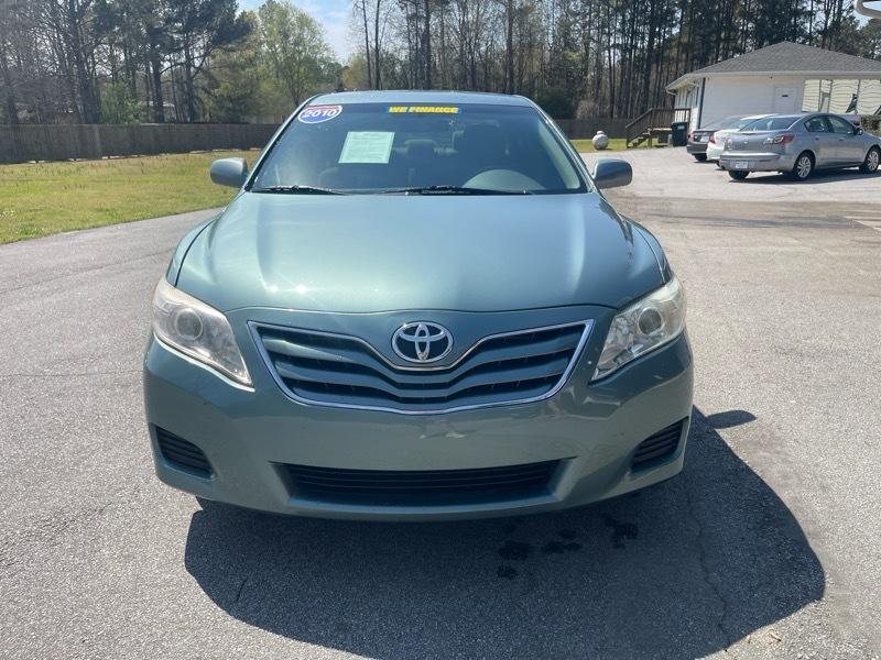 Toyota Camry 4dr Sdn I4 Man (Natl) 2010