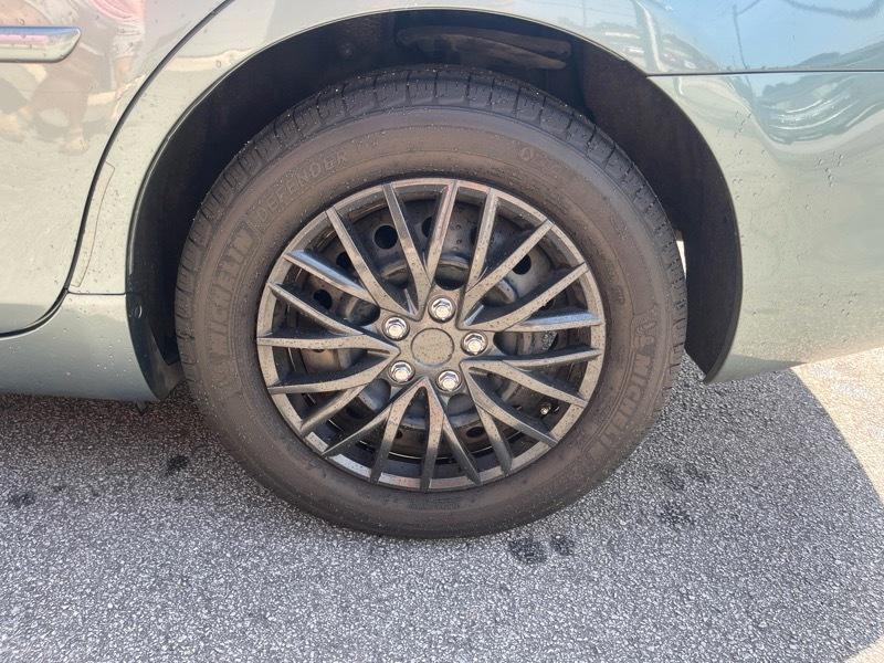 Toyota Camry 4dr Sdn I4 Man (Natl) 2010