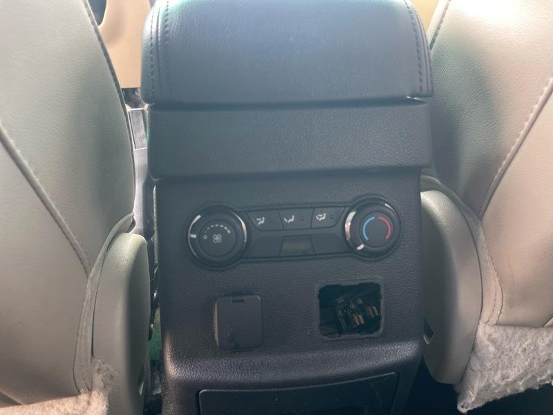 Ford Explorer FWD 4dr Limited 2012