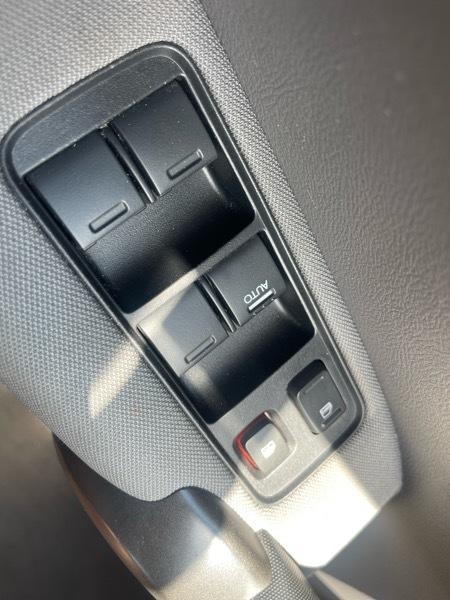 Honda CR-V 2WD 5dr LX 2010