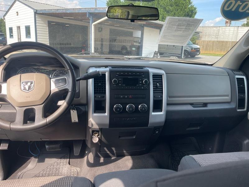 Dodge Ram 1500 SLT 2WD 2010