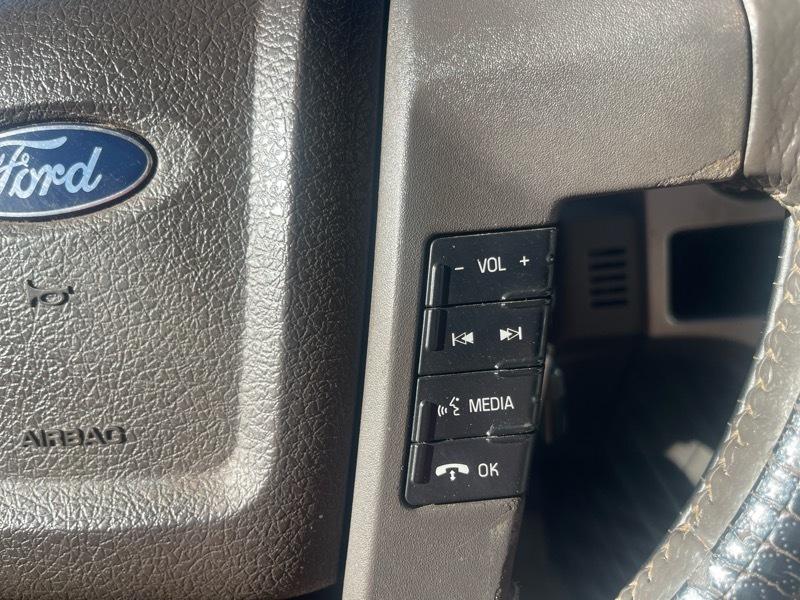 Ford F-150 2WD SuperCab 145" XLT 2011