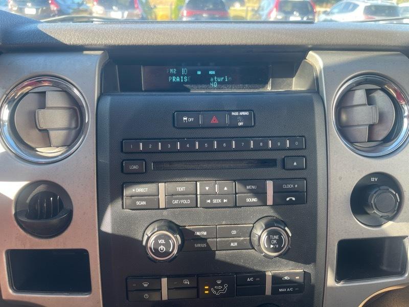 Ford F-150 2WD SuperCab 145" XLT 2011