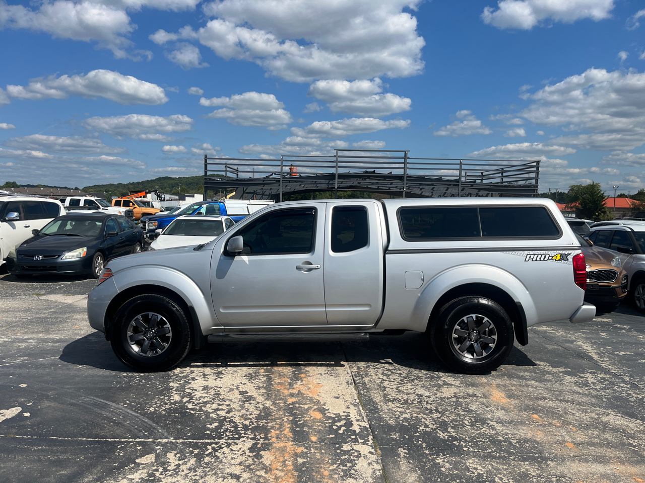 2016 Nissan Frontier King Cab PRO-4X photo 4