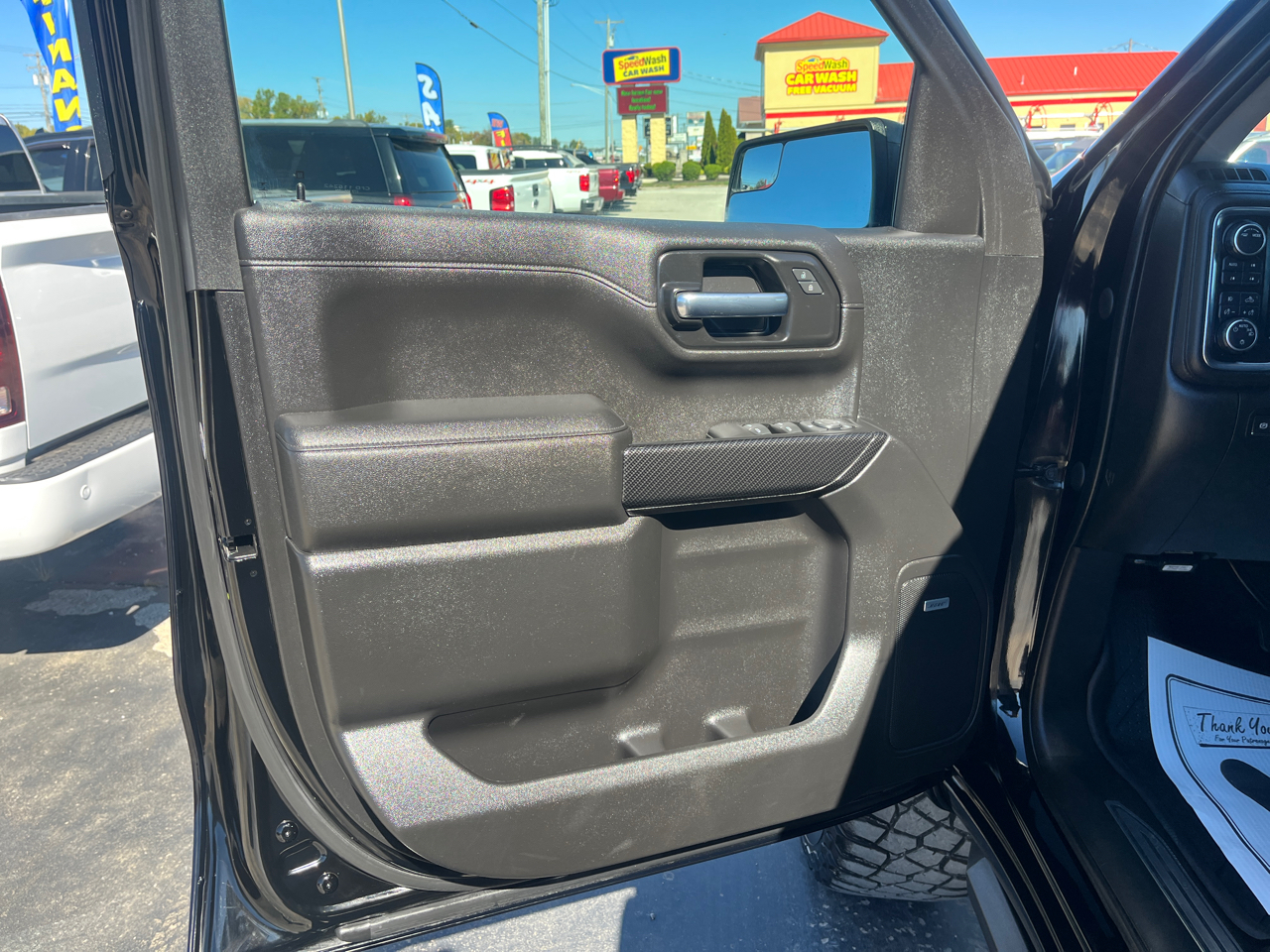 Chevrolet Silverado 1500 4WD Crew Cab 147" RST 2021 Chevrolet Silverado 1500 4WD Crew Cab 147" RST 2021