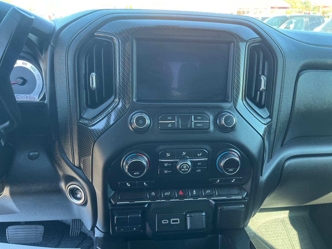 Chevrolet Silverado 1500 4WD Crew Cab 147" RST 2021 Chevrolet Silverado 1500 4WD Crew Cab 147" RST 2021