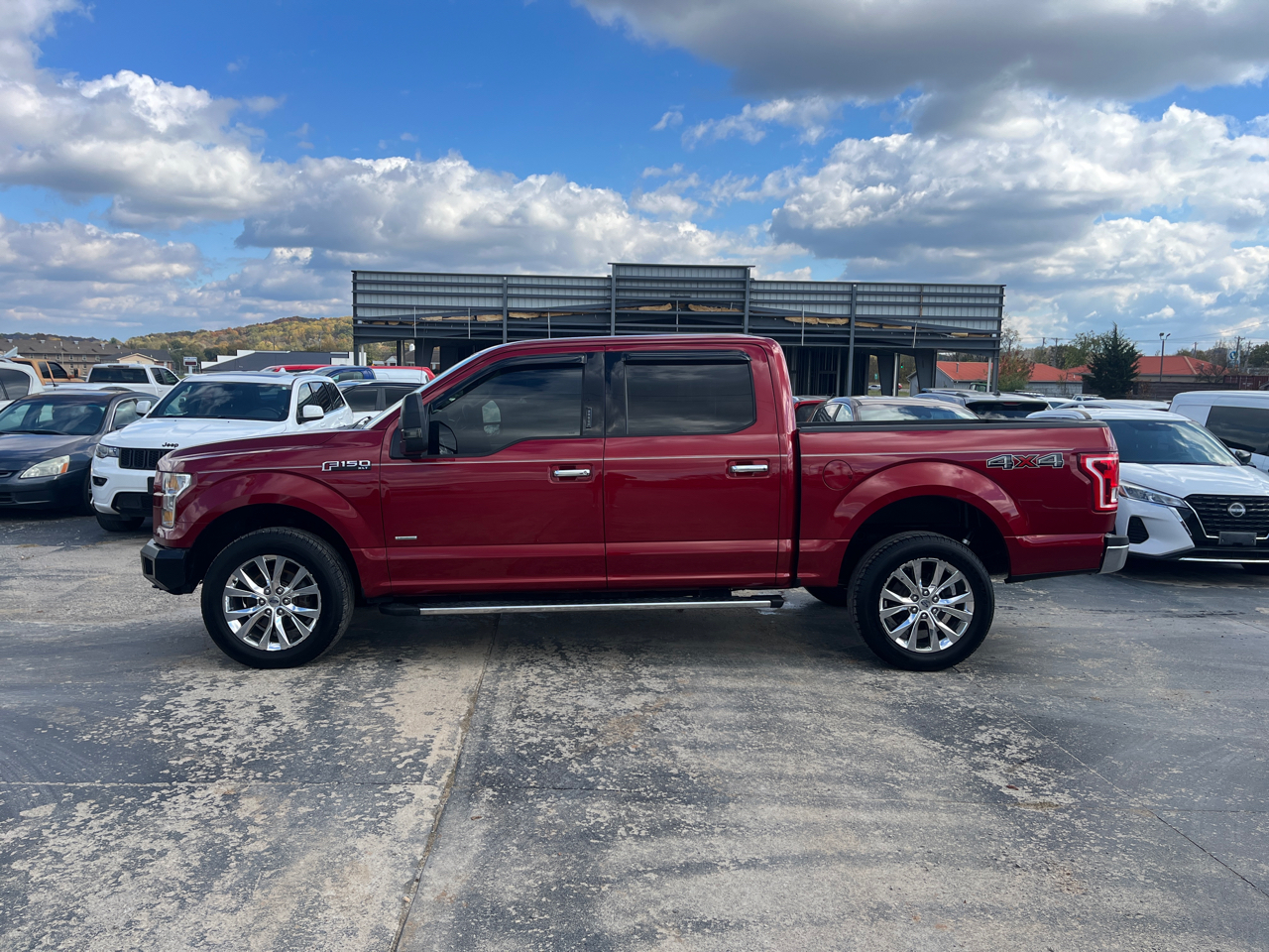 Ford F-150 4WD SuperCrew 145" XLT 2015 Ford F-150 4WD SuperCrew 145" XLT 2015