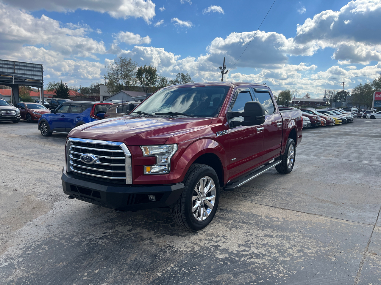 Ford F-150 4WD SuperCrew 145" XLT 2015 Ford F-150 4WD SuperCrew 145" XLT 2015