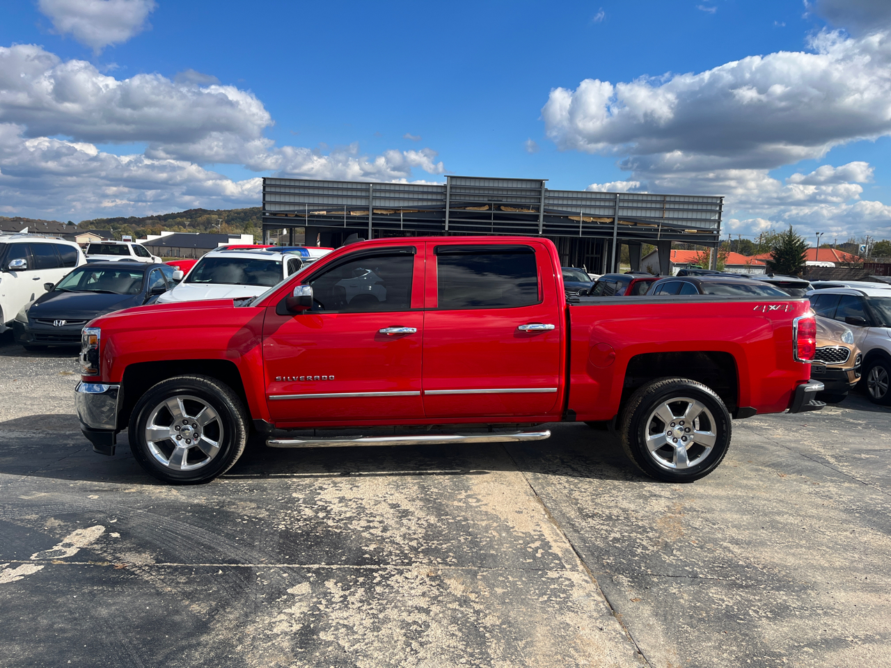 Chevrolet Silverado 1500 4WD Crew Cab 143.5" LT w/1LT 2018 Chevrolet Silverado 1500 4WD Crew Cab 143.5" LT w/1LT 2018
