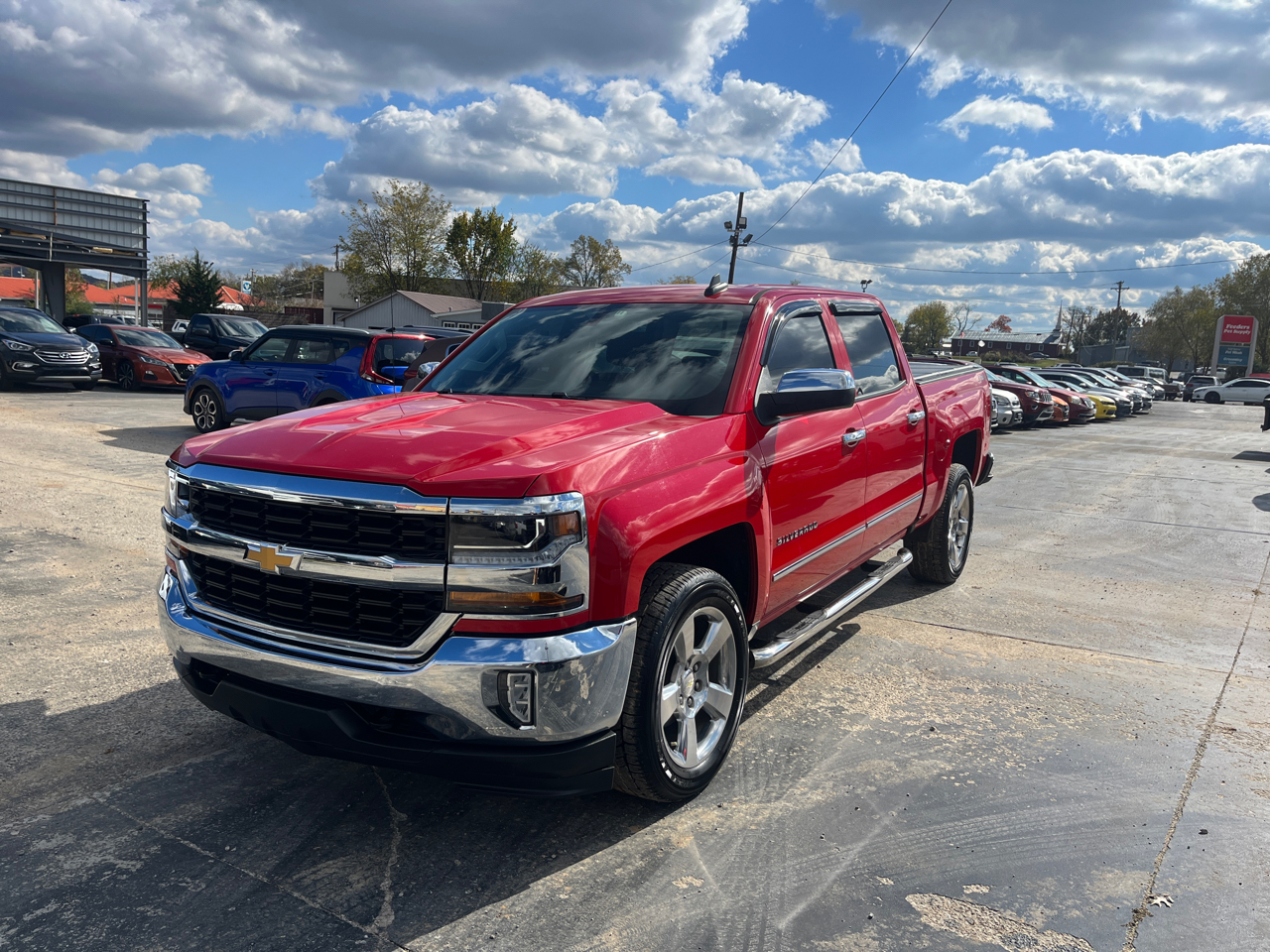 Chevrolet Silverado 1500 4WD Crew Cab 143.5" LT w/1LT 2018 Chevrolet Silverado 1500 4WD Crew Cab 143.5" LT w/1LT 2018