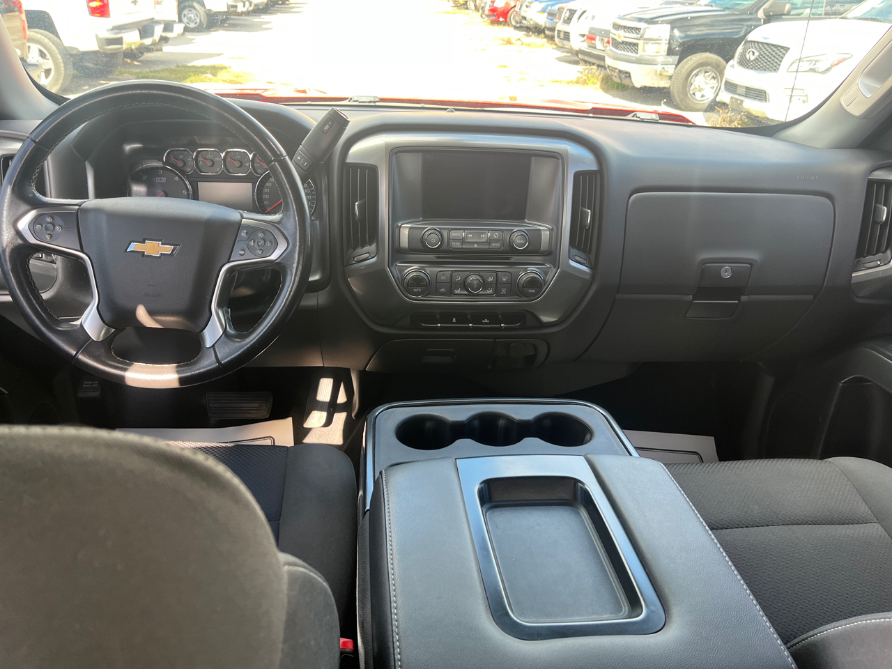 Chevrolet Silverado 1500 4WD Crew Cab 143.5" LT w/1LT 2018 Chevrolet Silverado 1500 4WD Crew Cab 143.5" LT w/1LT 2018