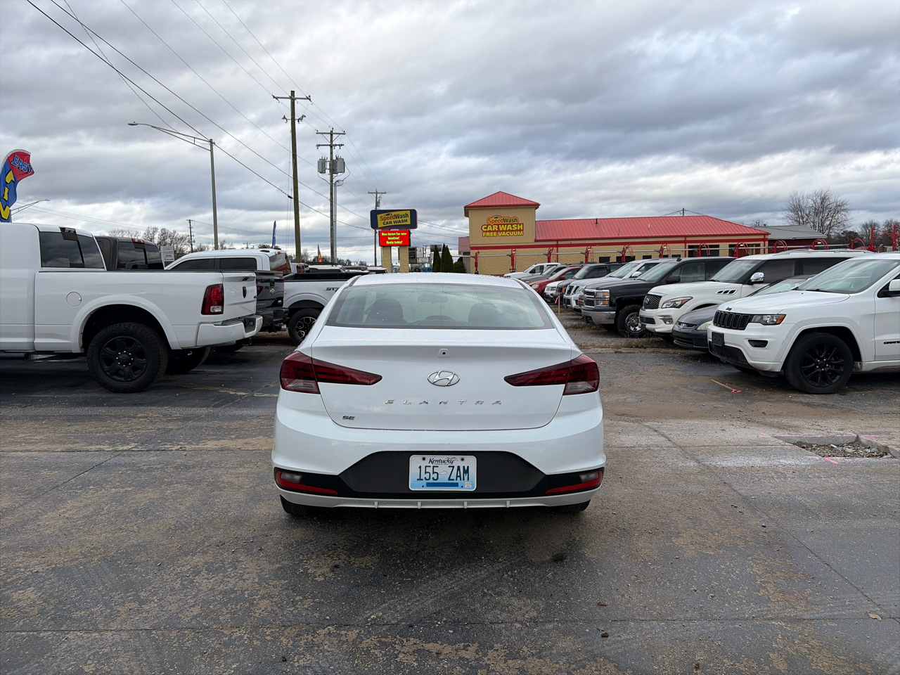 2019 Hyundai Elantra SE photo 3