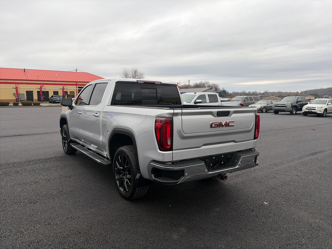 GMC Sierra 1500 4WD Crew Cab 147" SLT 2020
