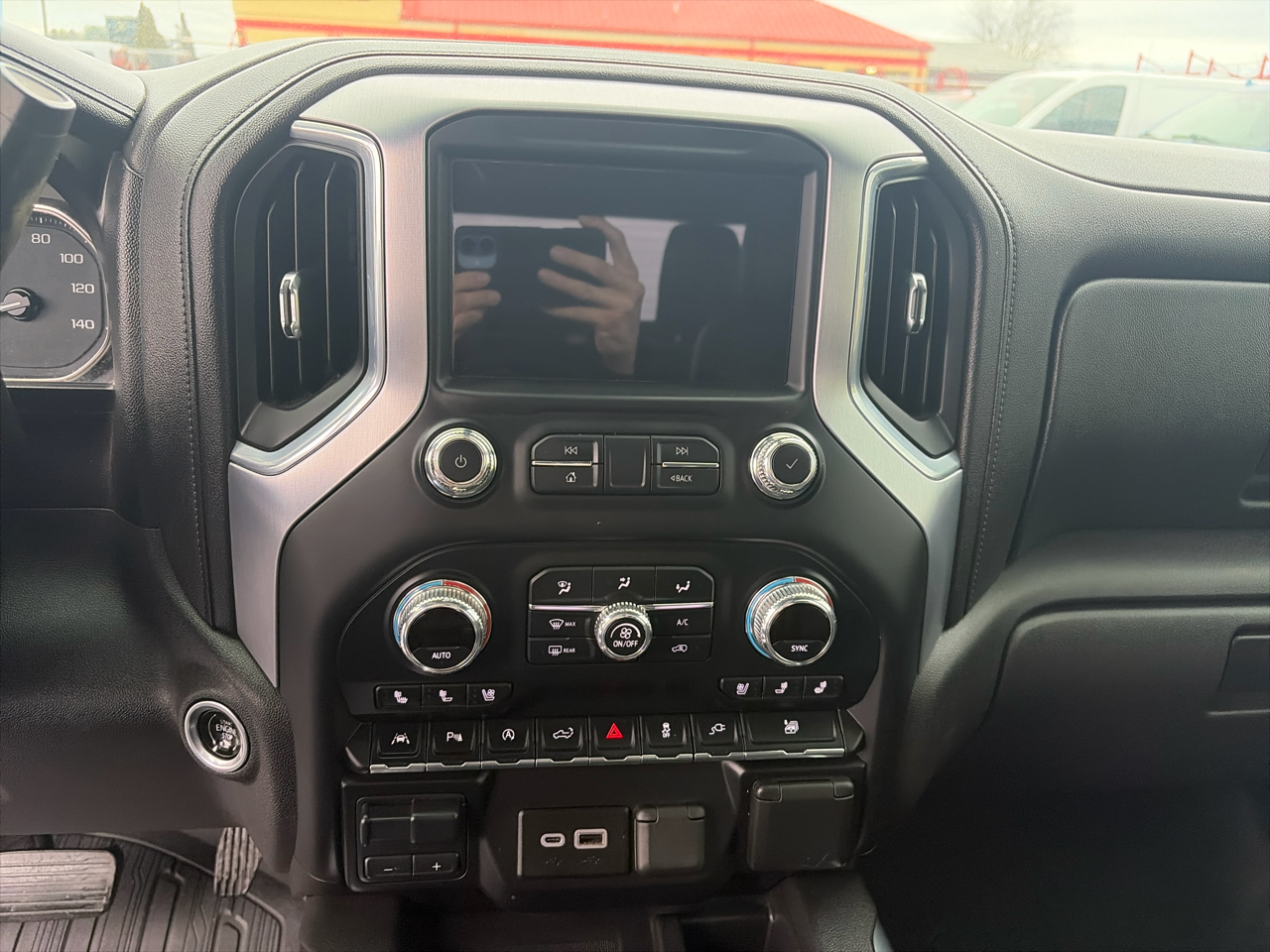 GMC Sierra 1500 4WD Crew Cab 147" SLT 2020