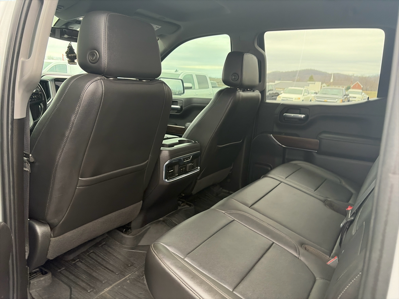 GMC Sierra 1500 4WD Crew Cab 147" SLT 2020