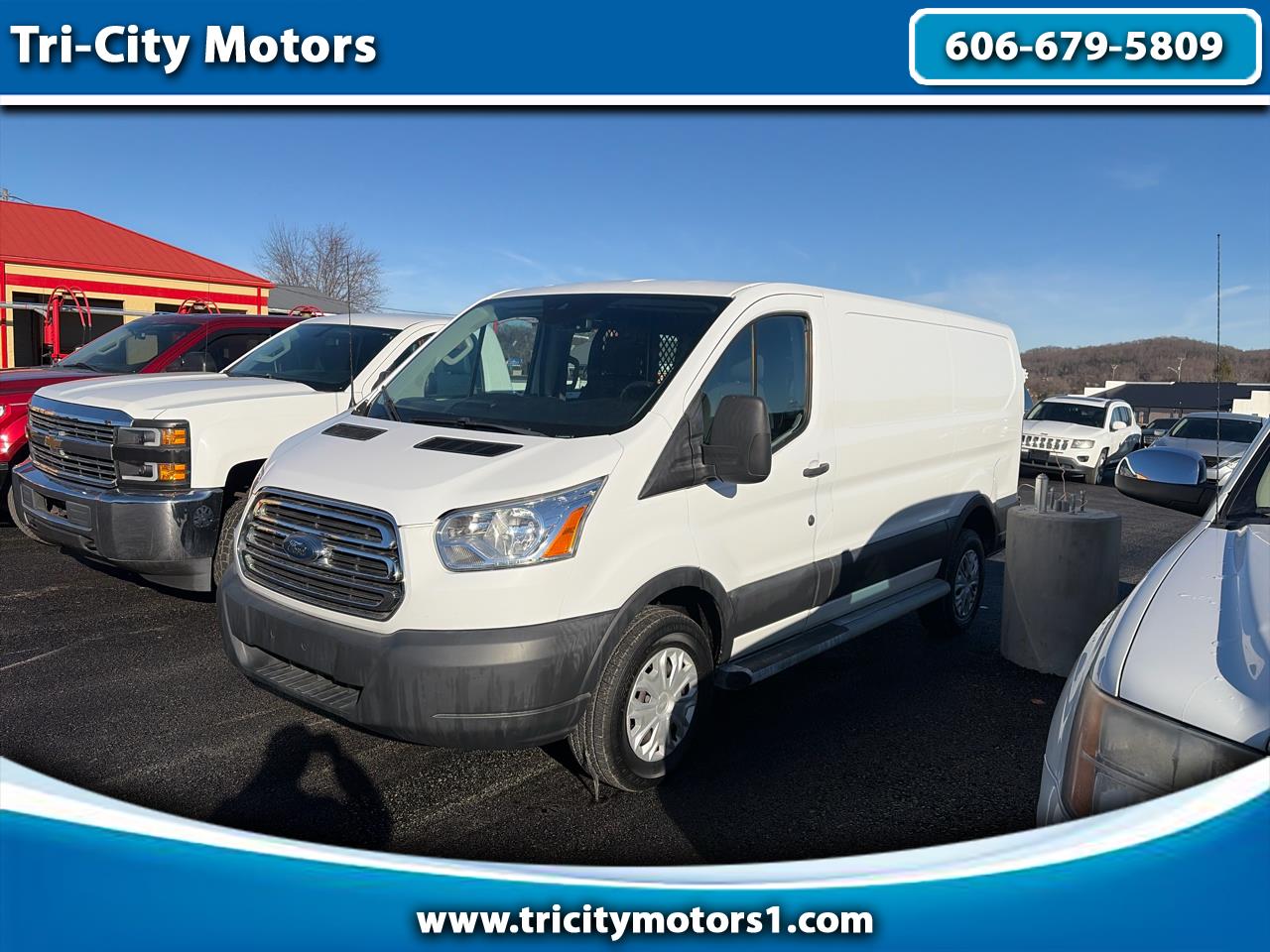 Ford Transit Van T-250 130" Low Rf 9000 GVWR Swing-Out RH Dr 2018