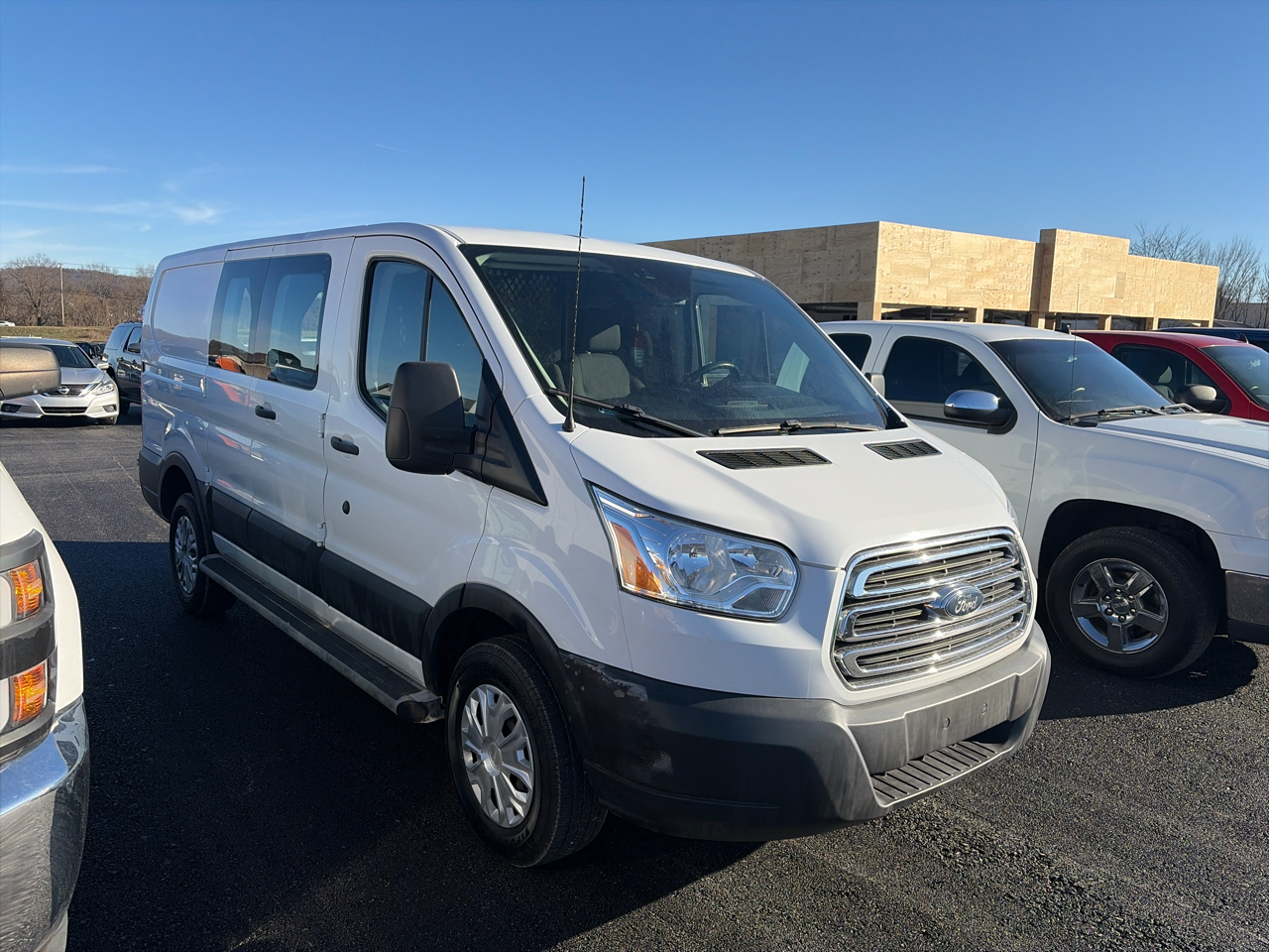 Ford Transit Van T-250 130" Low Rf 9000 GVWR Swing-Out RH Dr 2018