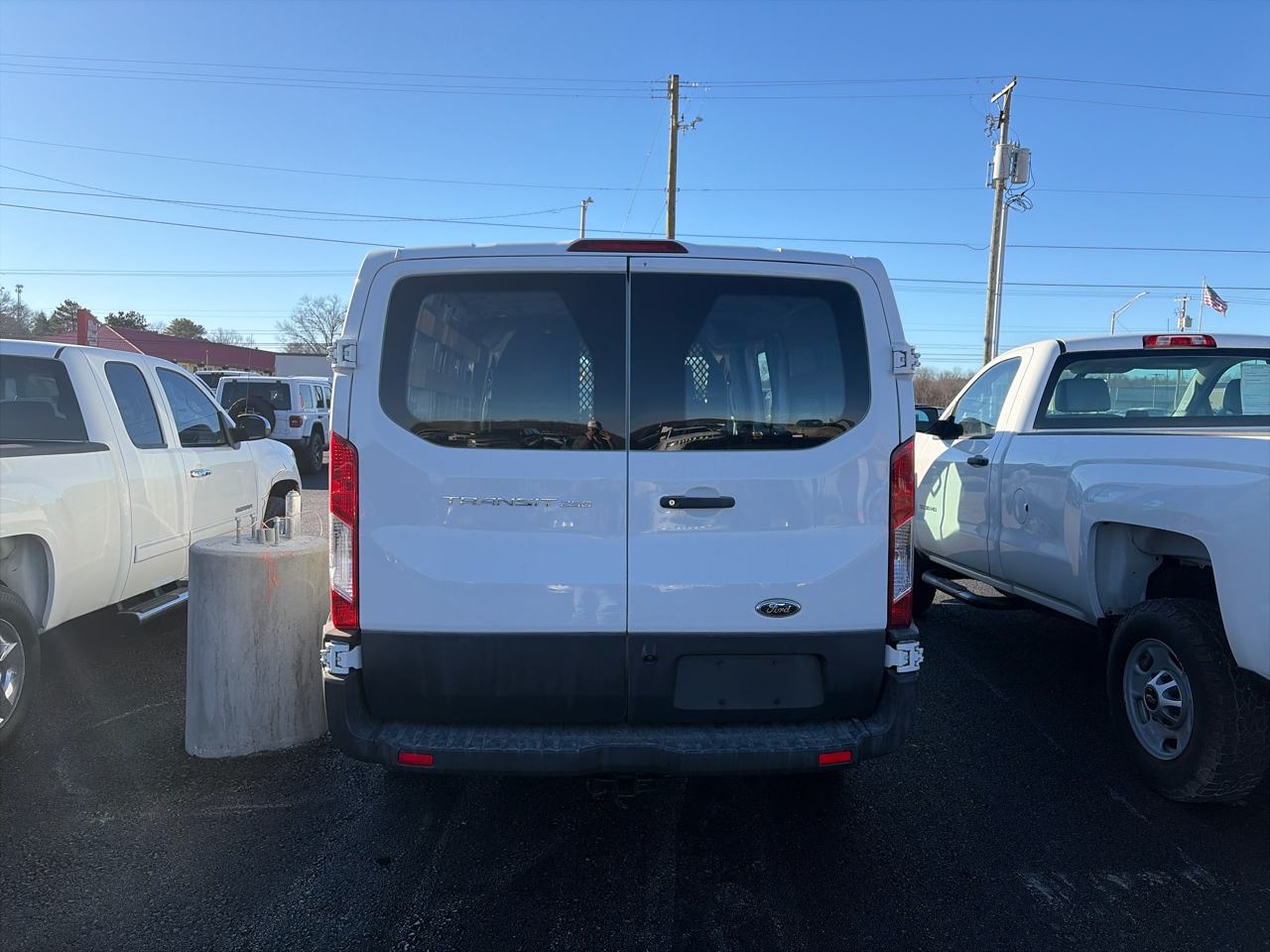 Ford Transit Van T-250 130" Low Rf 9000 GVWR Swing-Out RH Dr 2018