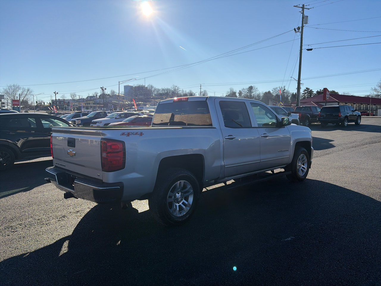 Chevrolet Silverado 1500 4WD Crew Cab 143.5" LT w/1LT 2016