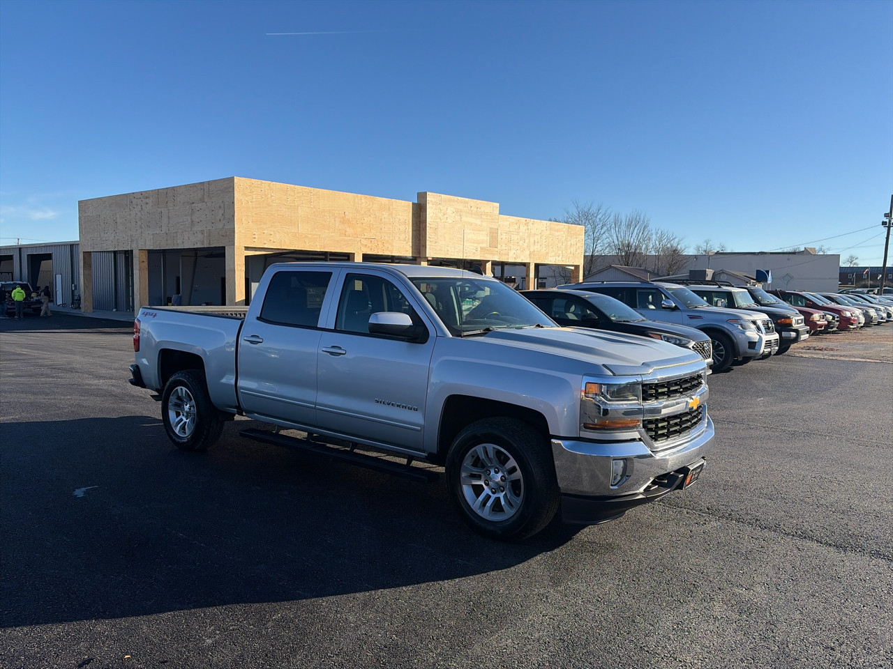 Chevrolet Silverado 1500 4WD Crew Cab 143.5" LT w/1LT 2016