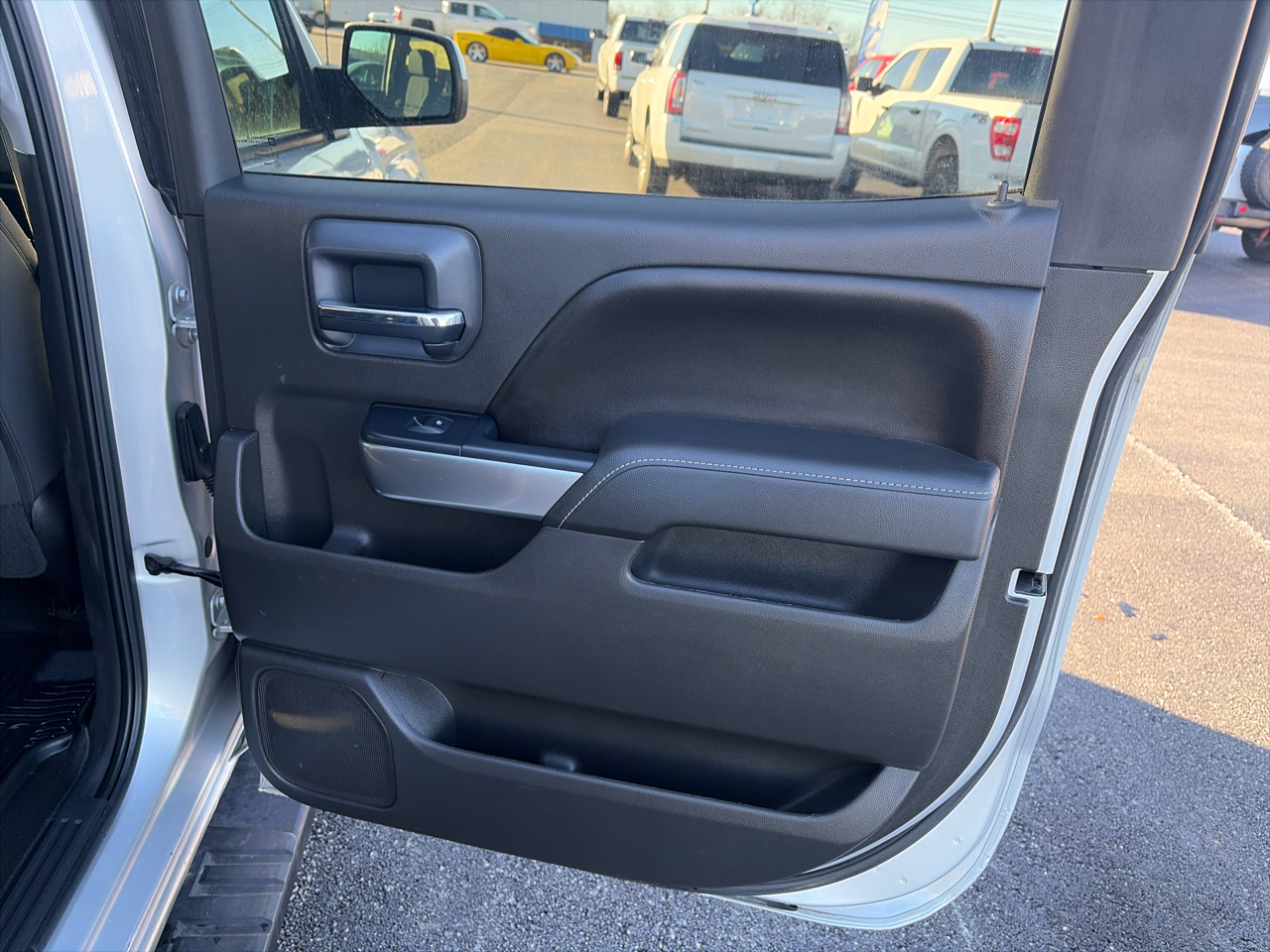 Chevrolet Silverado 1500 4WD Crew Cab 143.5" LT w/1LT 2016