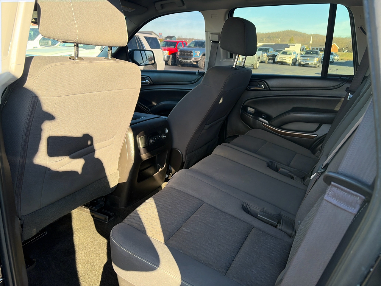 Chevrolet Tahoe 4WD 4dr LS 2016