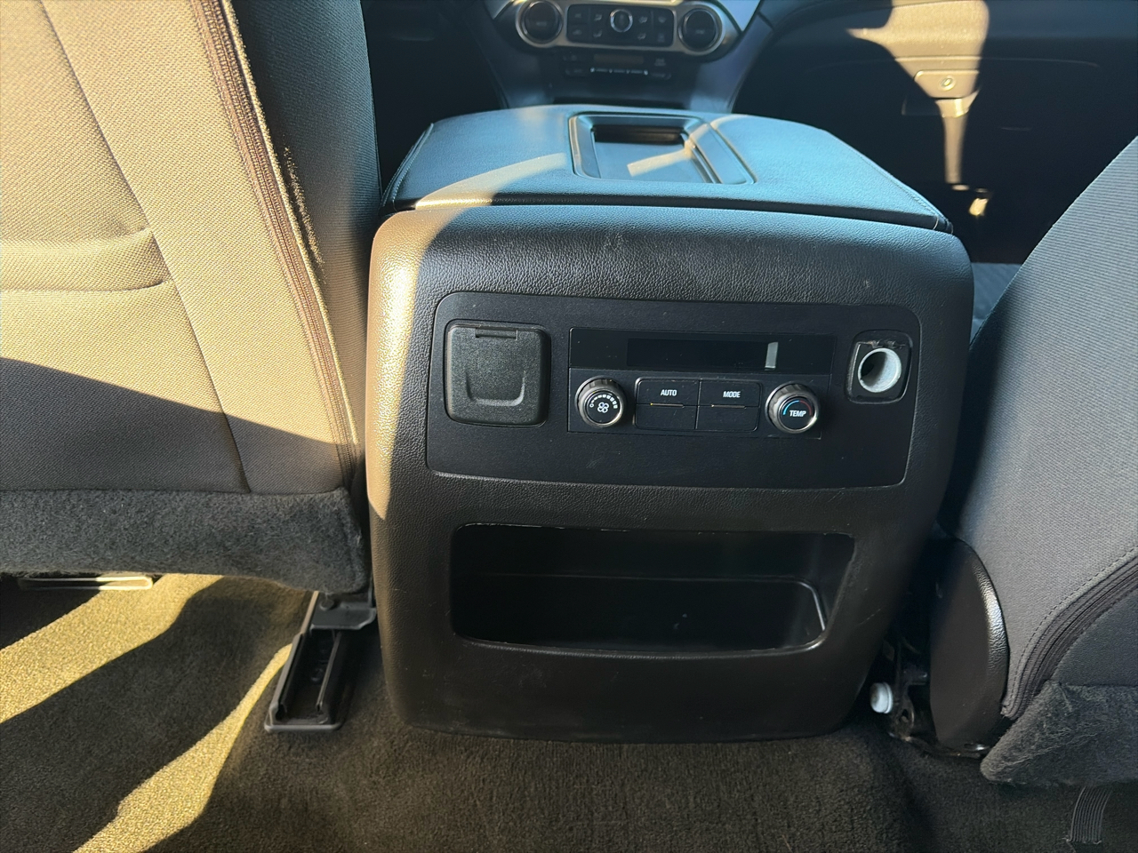 Chevrolet Tahoe 4WD 4dr LS 2016