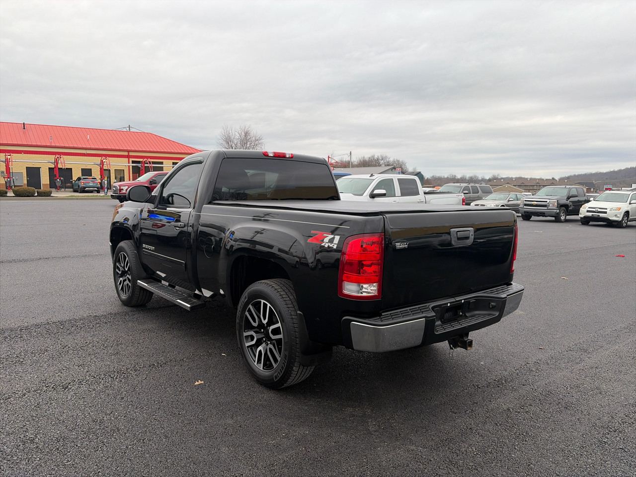 GMC Sierra 1500 4WD Reg Cab 119.0" SLE 2012