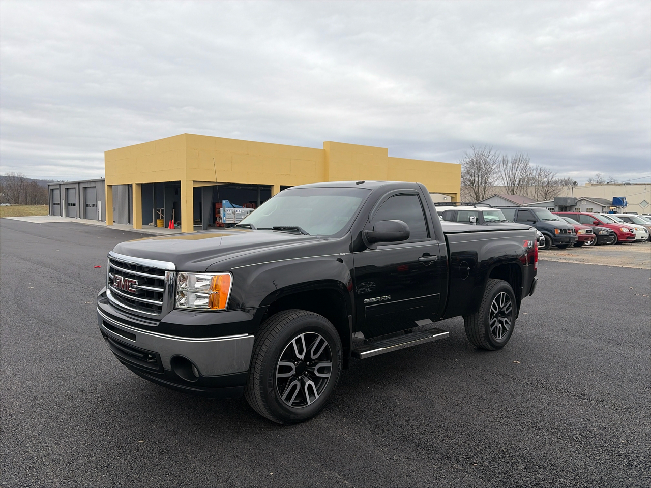 GMC Sierra 1500 4WD Reg Cab 119.0" SLE 2012