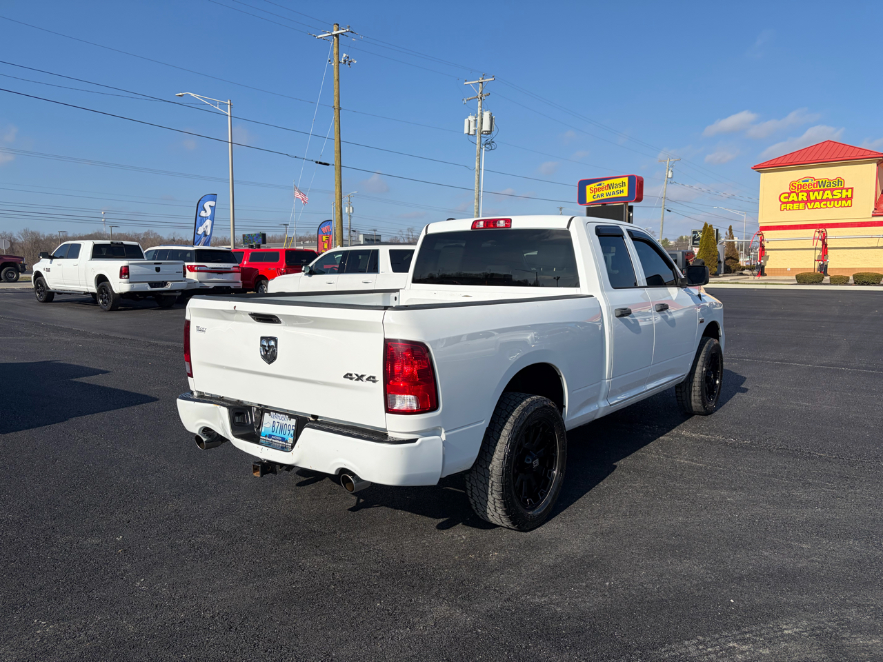 RAM 1500 4WD Quad Cab 140.5" Express 2016