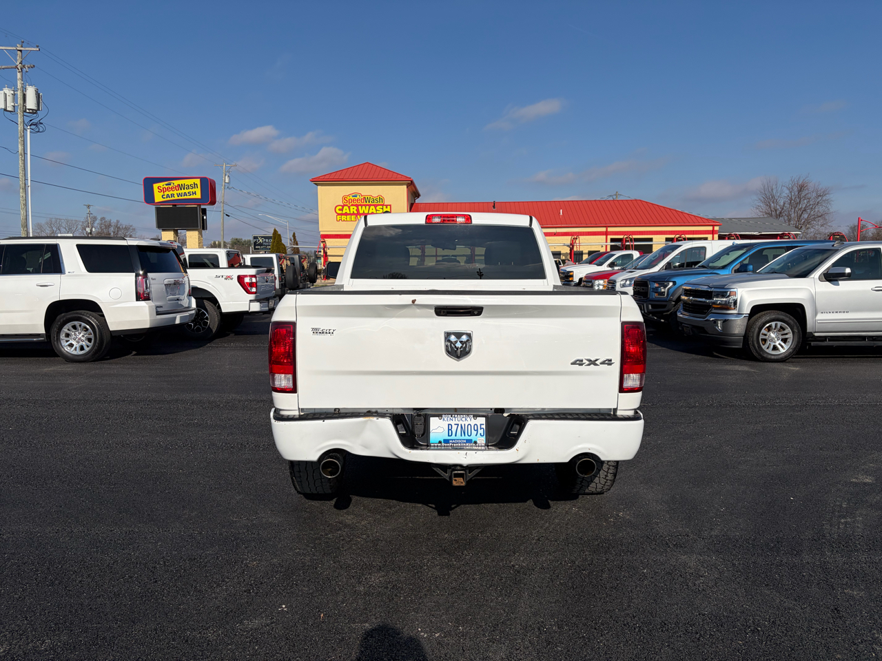 RAM 1500 4WD Quad Cab 140.5" Express 2016
